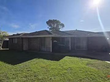 Nice 32 Glenorchy Crescent, Hamersley, WA 6022