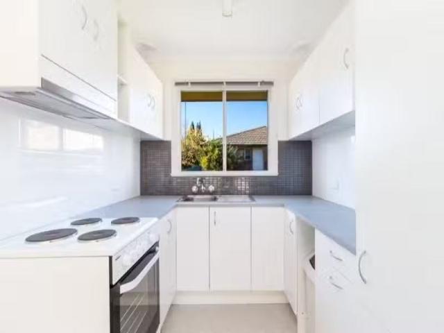 Charming 3/2 Seymour Street, Orange Apartment for rent Listed.