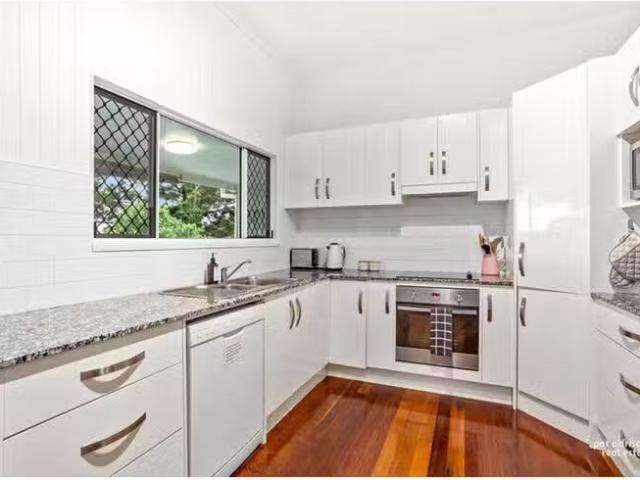 Cheap 32 Wentworth Terrace, The Range, QLD 4700