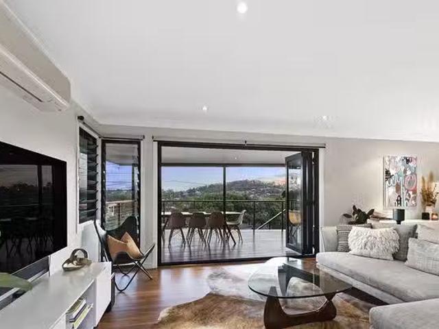 Charming 33 Allowrie Street, Stafford, QLD 4053