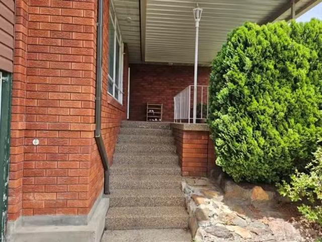 Deal! 33 Catlett Avenue, North Rocks House for rent Listed by.