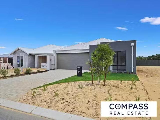 Nice 33 Hasties Road, Yanchep, WA 6035