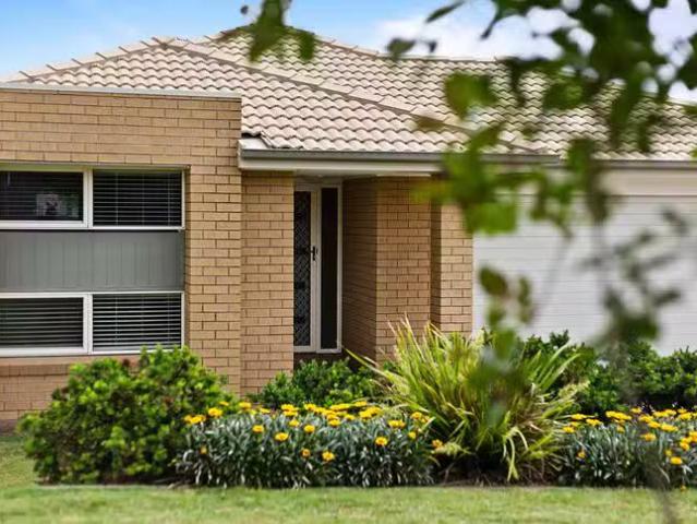 New 3 Colbar Street, Pittsworth, QLD 4356