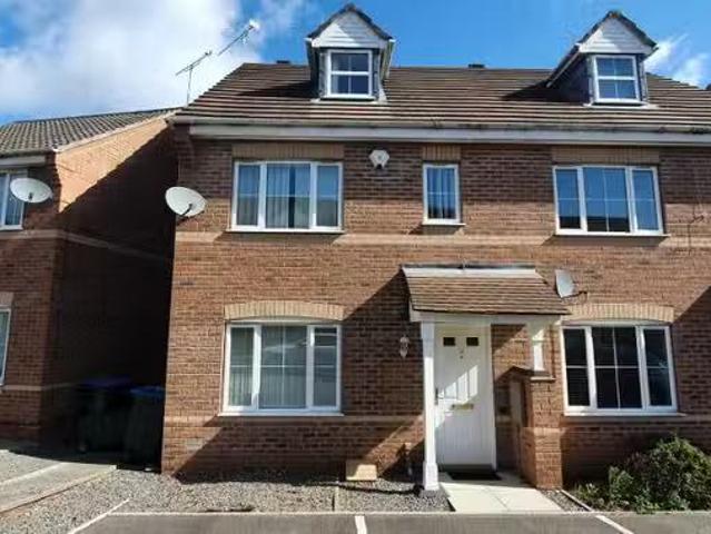 Unique 3 BA 3 bedroom semi detached house for rent in Gillquar.