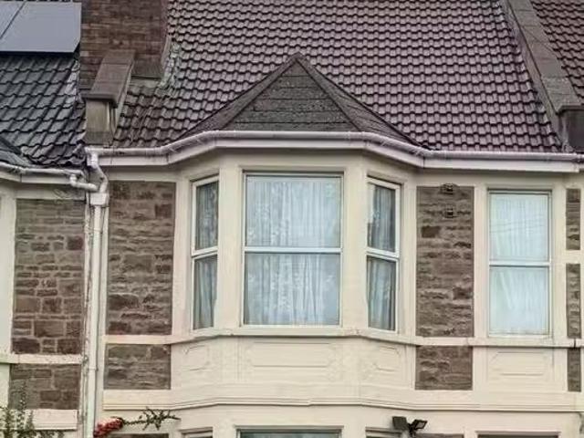 Unique 3 BA 1 bedroom flat share for rent in Ashley Road, Bris.