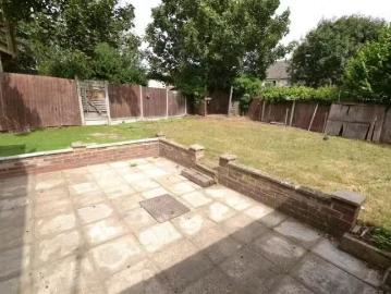 Nice 3 bedroom house for rent in West Belvedere, Chelmsford, CM3
