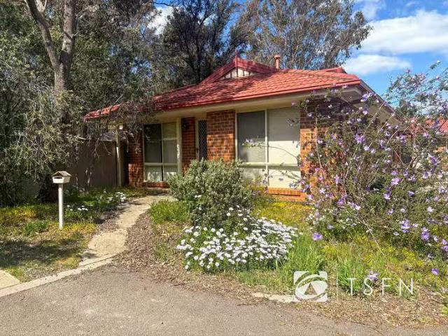 Rental! 3 BR 3 Commins Place, Flora Hill, VIC 3550