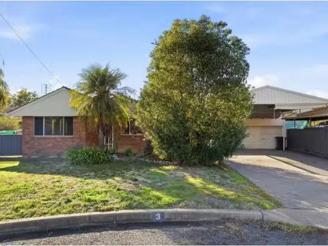 Deal! 3 BR 3 Erwin St, South Tamworth House for rent Listed b.