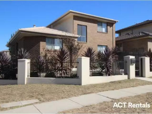 Cozy 3 BR 10 Bill Ferguson Circuit, Bonner House for rent Lis.