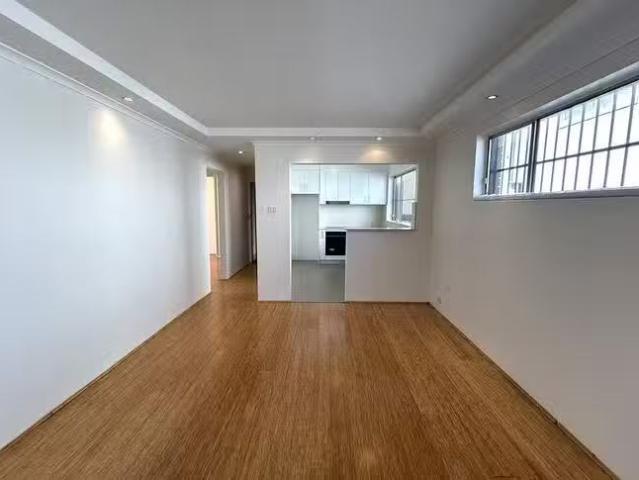 Nice 3 BR 1/11 Fernhill Street, Hurlstone Park, NSW 2193