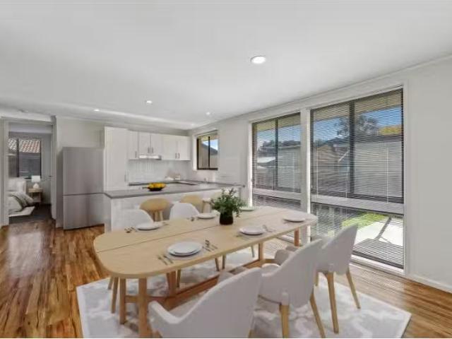 For Rent! 3 BR 1/11 Houghton Place, Spence House for rent Lis.