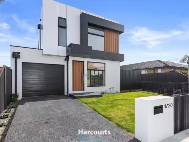 Cheap 3 BR 1/20 Cyprus Street, Lalor, VIC 3075 Townhouse for.