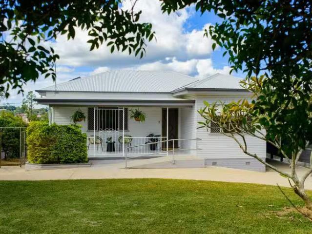 Cozy 3 BR 12 Smyth Street, GYMPIE, QLD 4570 House for Rent
