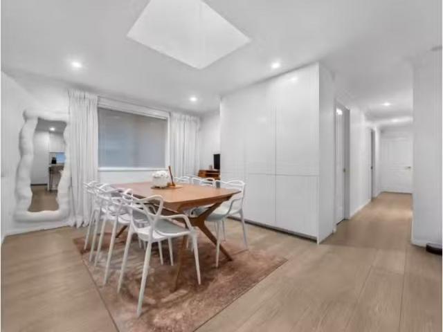 Charming 3 BR 1/45 Frontignan St, Eschol Park Townhouse for re.
