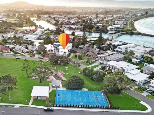 Cozy 3 BR 1/69 Barrack Avenue, Barrack Point Townhouse for ren.