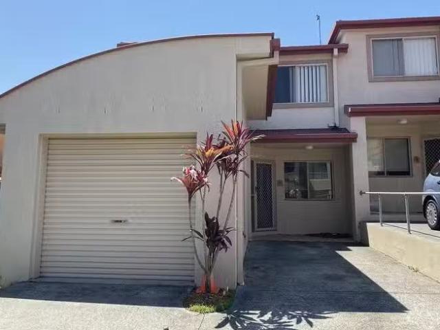 Unique 3 BR 17/94 Pohlman Street, Southport, QLD 4215