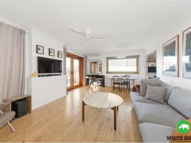 Nice 3 BR 188 La Perouse Street, Red Hill House for rent List.