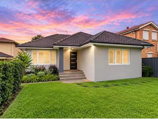 Nice 3 BR 183 Davies Rd, Padstow House for rent Listed by Sha.