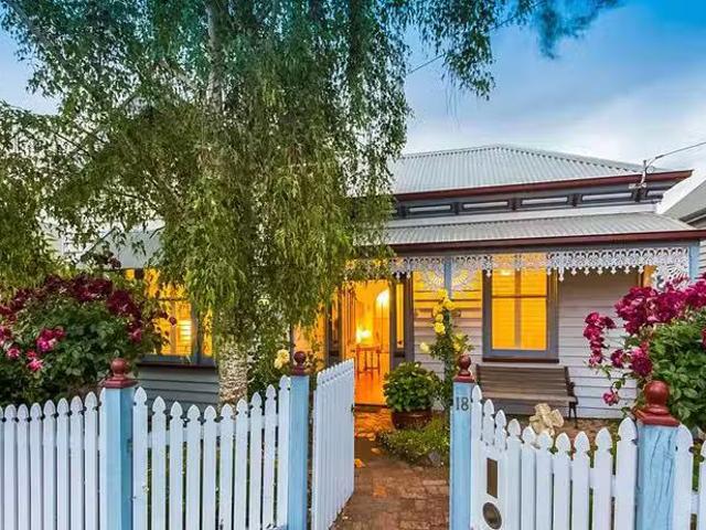 Unique 3 BR 18 Catherine Street, Geelong West, VIC 3218 Hous.