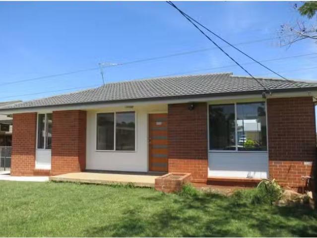 Unique 3 BR 193 Samarai Road, WHALAN House for rent Listed by.