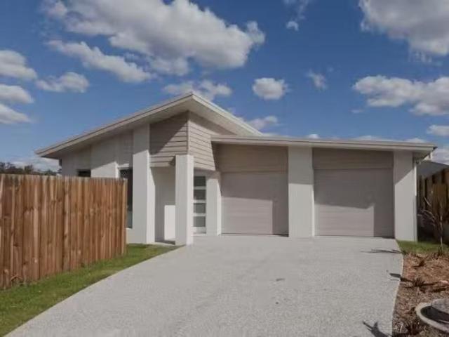 Just in! 3 BR 19A Kevin Mulroney Drive, Flinders View, QLD 4305