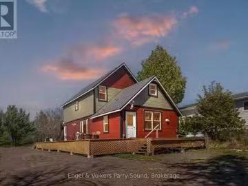 For Rent! 3 BR 1 Holland Avenue, Parry Sound Remote Area Wall.