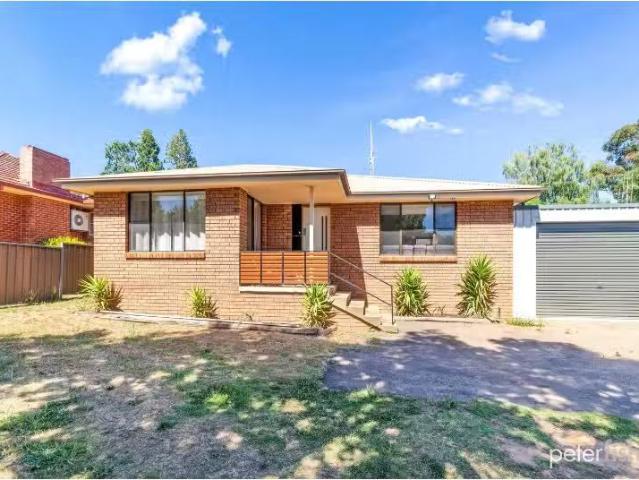 New 3 BR 21 Burrendong Way, ORANGE House for rent Listed by P.