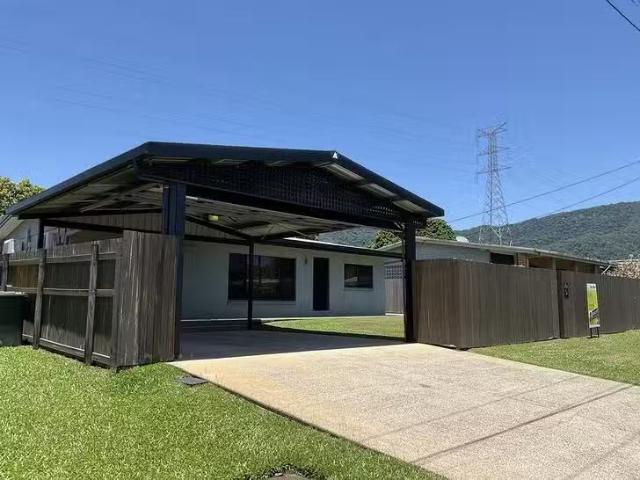 Nice 3 BR 21 Sorrento Street, Woree, QLD 4868