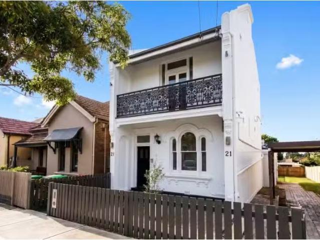 Deal! 3 BR 21 Samuel Street, Tempe House for rent Listed by G.