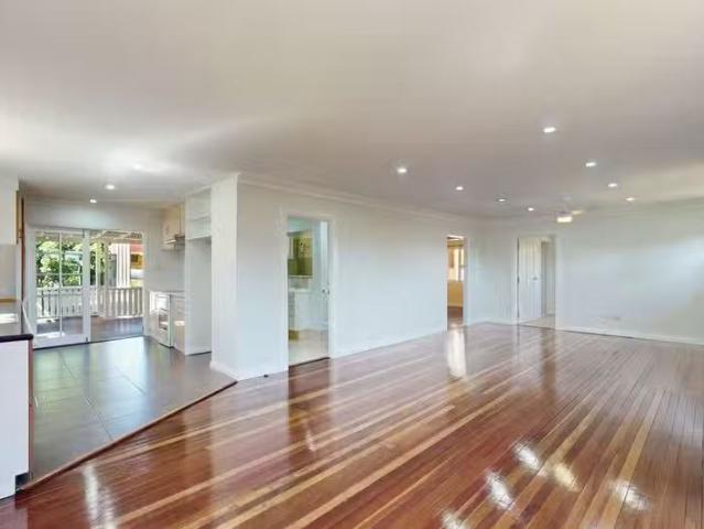 Nice 3 BR 21 Peter Street, Strathpine, QLD 4500 House for Rent