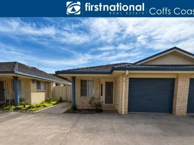 Just in! 3 BR 2/29 Meadow Street, Coffs Harbour Apartment for.
