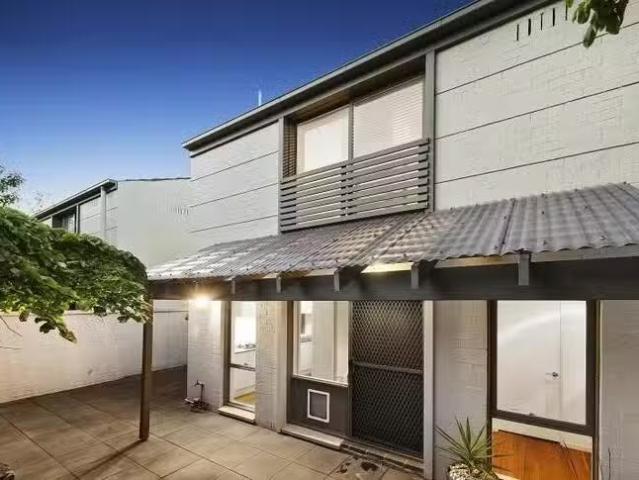 New 3 BR 2/29 32 Portland Place, South Yarra, VIC 3141