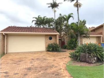Charming 3 BR 2/22 Barwen Street, EAST BALLINA Townhouse for r.