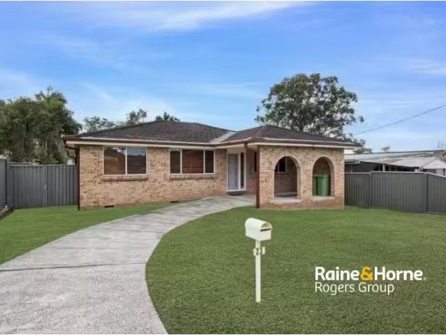 New 3 BR 23 Carinya Street, CHARMHAVEN House for rent Listed.