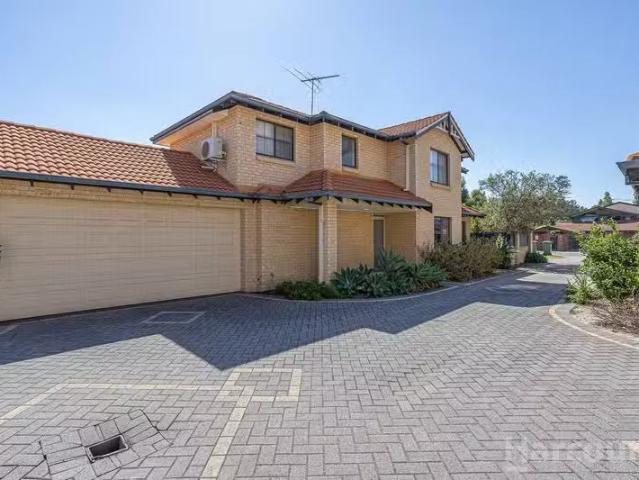 Nice 3 BR 23D Watson Place, MAYLANDS, WA 6051 Townhouse for.
