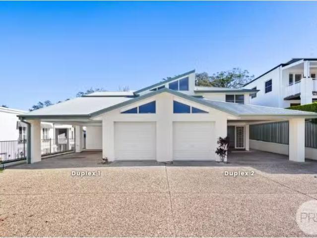 Unique 3 BR 2/46A Danalene Parade, CORLETTE Townhouse for rent.