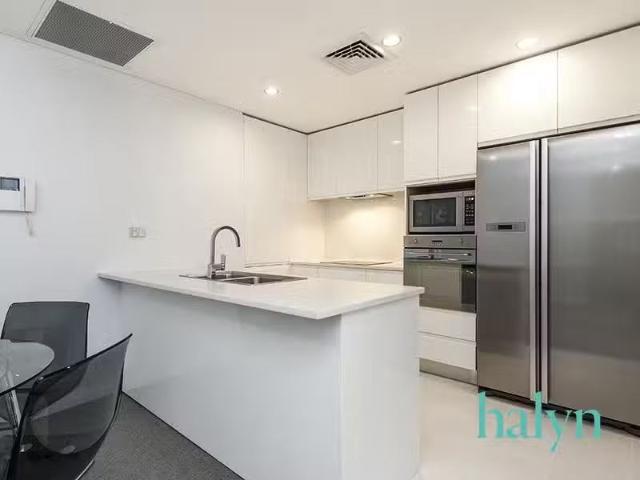 Charming 3 BR 25/52 Wickham Street, EAST PERTH Apartment for r.
