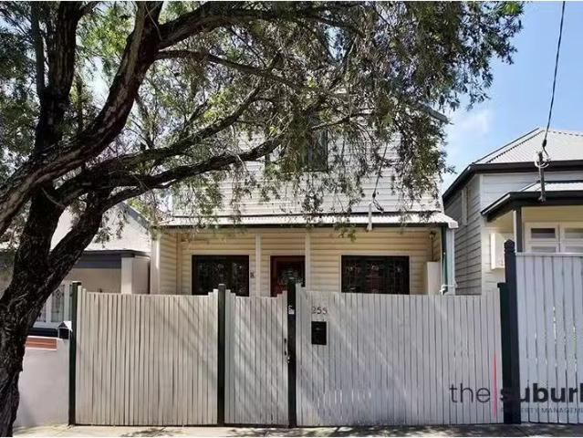 Cozy 3 BR 255 Lilyfield Road, Lilyfield House for rent Listed.