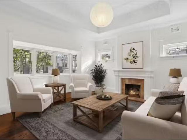 Deal! 3 BR 250 Sydney Road, Fairlight House for rent Listed b.