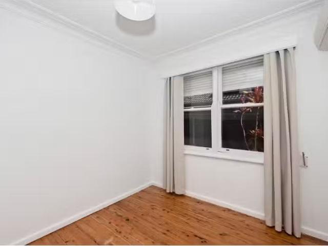Nice 3 BR 28 Spruce Street, North Lambton House for rent List.