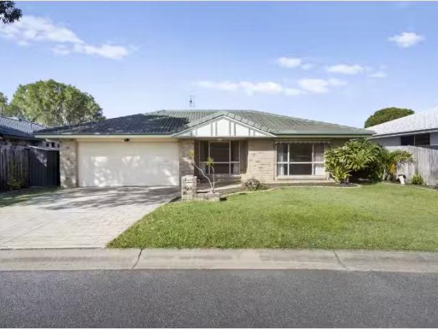 Just in! 3 BR 28 Watergum Place, BOGANGAR House for rent List.