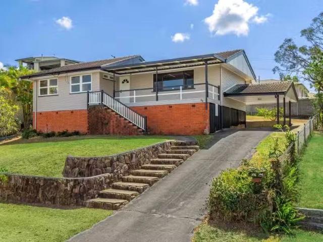 Nice 3 BR 29 Allowrie Street, STAFFORD, QLD 4053 House for R.