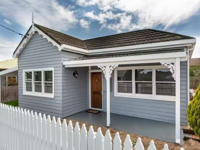 For Rent! 3 BR 2 Chettle Street, DEVONPORT, TAS 7310 House f.