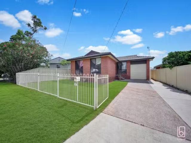 Cozy 3 BR 2A Bundara Road, NORAVILLE House for rent Listed by.