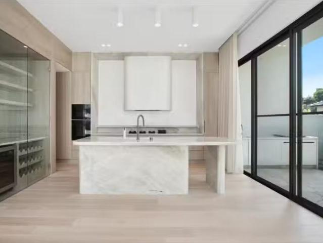 Cozy 3 BR 2B Bonnie Doon Place, Burraneer Townhouse for rent.