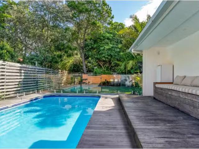 Rental! 3 BR 30 Armstrong Street, SUFFOLK PARK House for rent.