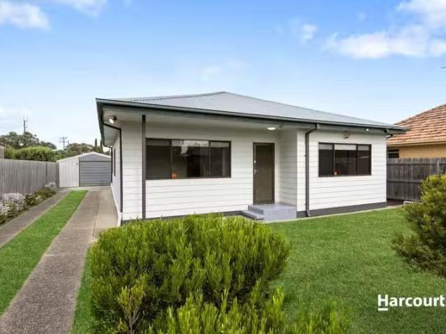 Unique 3 BR 34 Dunloe Avenue, Norlane, VIC 3214 House for Rent