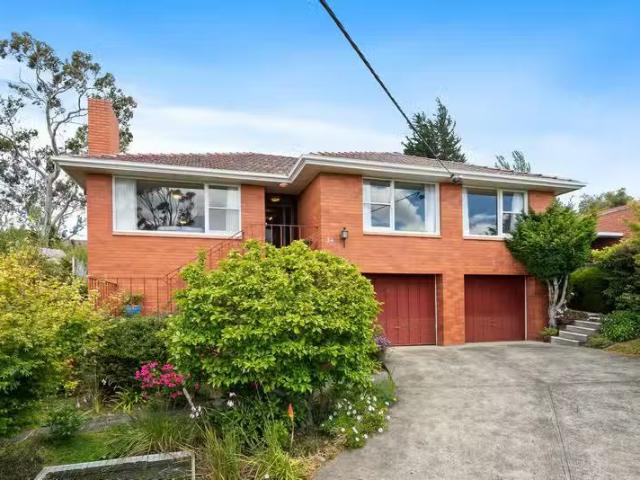 Rental! 3 BR 34 Raymont Terrace, MOUNT STUART, TAS 7000 Hous.