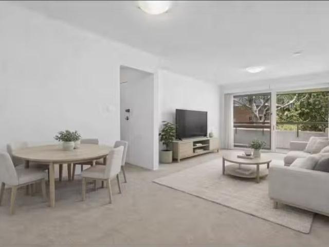 Charming 3 BR 3/77 Burns Bay Road, LANE COVE Apartment for ren.