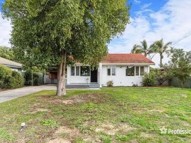 Cheap 3 BR 37 Willowmead Way, Kelmscott, WA 6111